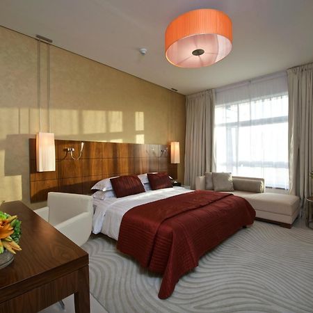 Fraser Suites Doha Exterior photo A bedroom