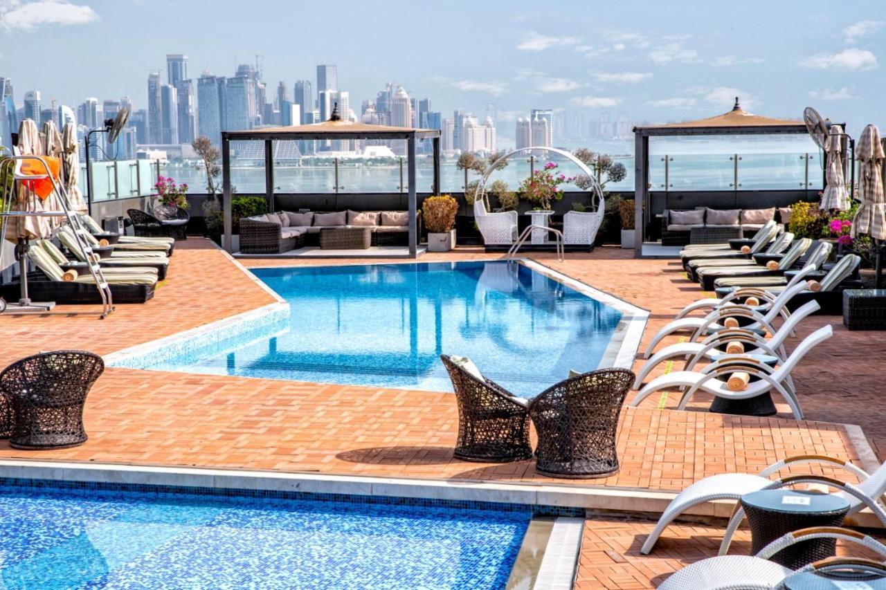 Fraser Suites Doha Exterior photo Rooftop pool