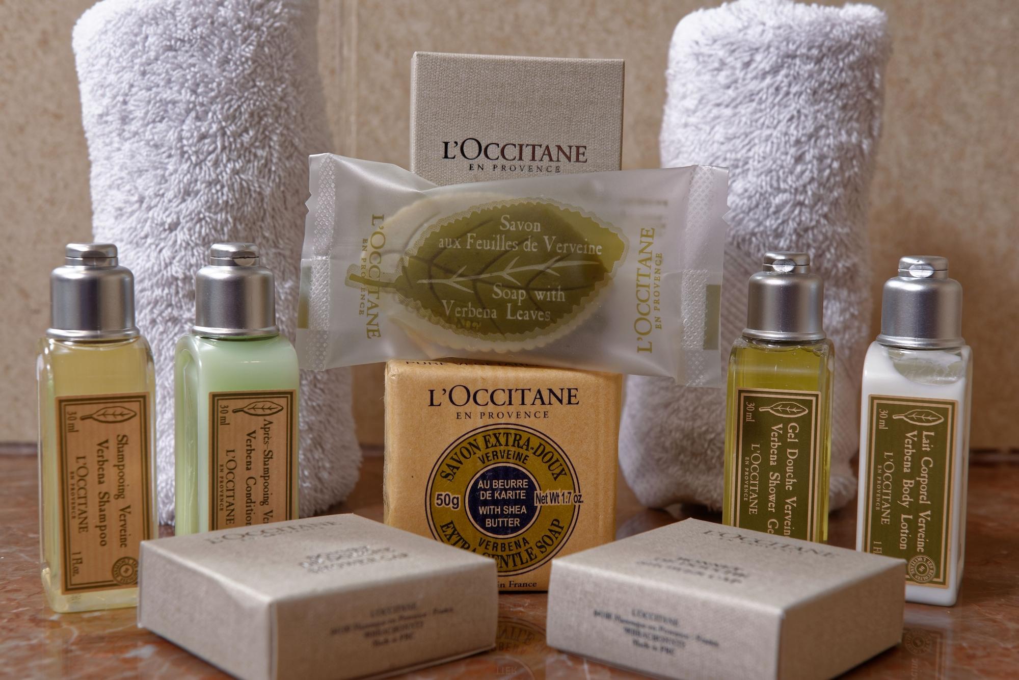 Fraser Suites Doha Exterior photo L'Occitane products