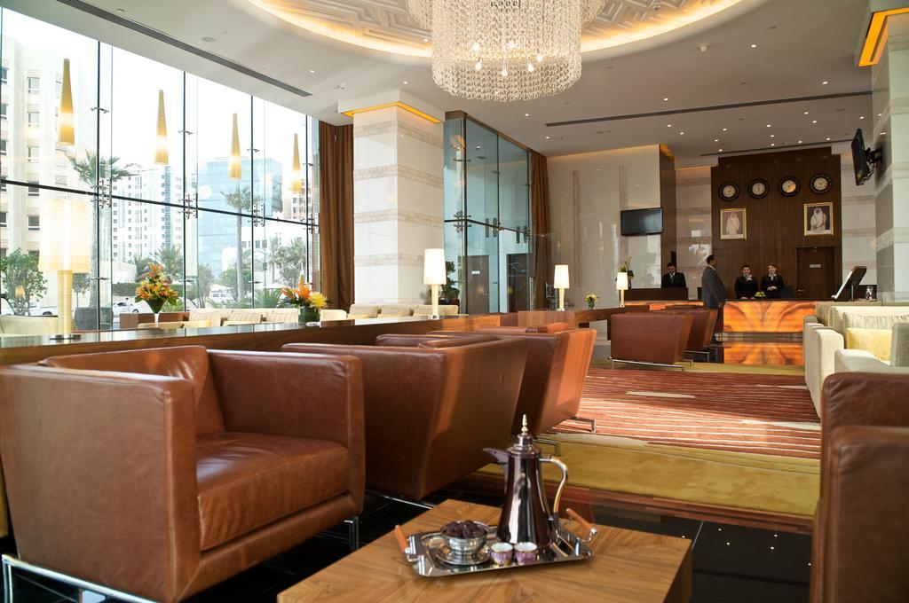 Fraser Suites Doha Exterior photo The lounge at the airport